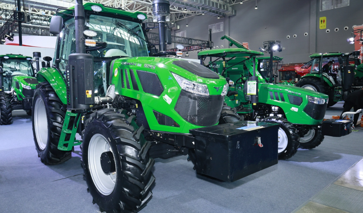 2025年前三季度：我国大、中、小型拖拉机进入“存量优化”阶段