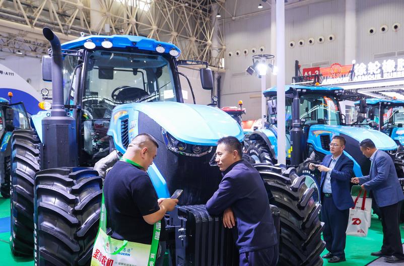 北大荒集團補短板200馬力及以上無級變速高端智能拖拉機購置與應用補貼機具補貼額一覽表公示