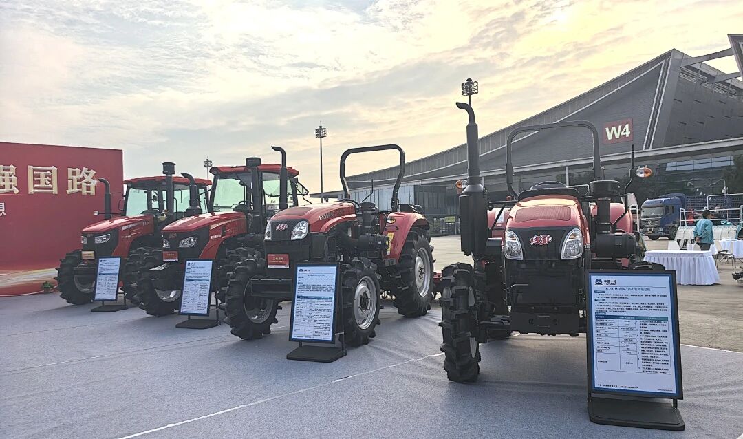 从“耕”到“收”全护航！中国一拖智慧方案亮相长沙