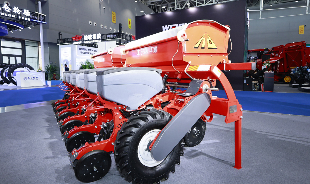 緊跟步伐 篤行實干 洪洞農機中心傳達落實全市農機化工作推進會精神